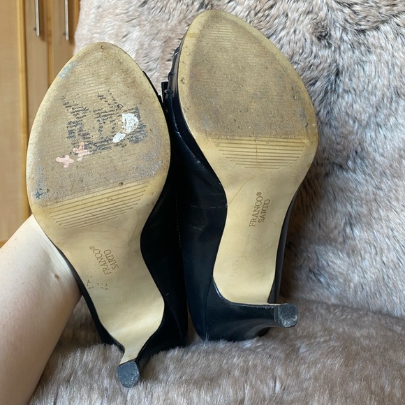 Franco Sarto Leather Upper Bow Heels Size 7.5M - Picture 5 of 11